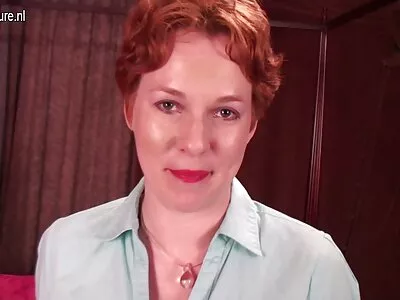 Christie Stevens បង្ហាញពីជំនាញជញ្ជក់មាន់ និងជិះសេះដ៏ឆ្នើមរបស់នាង